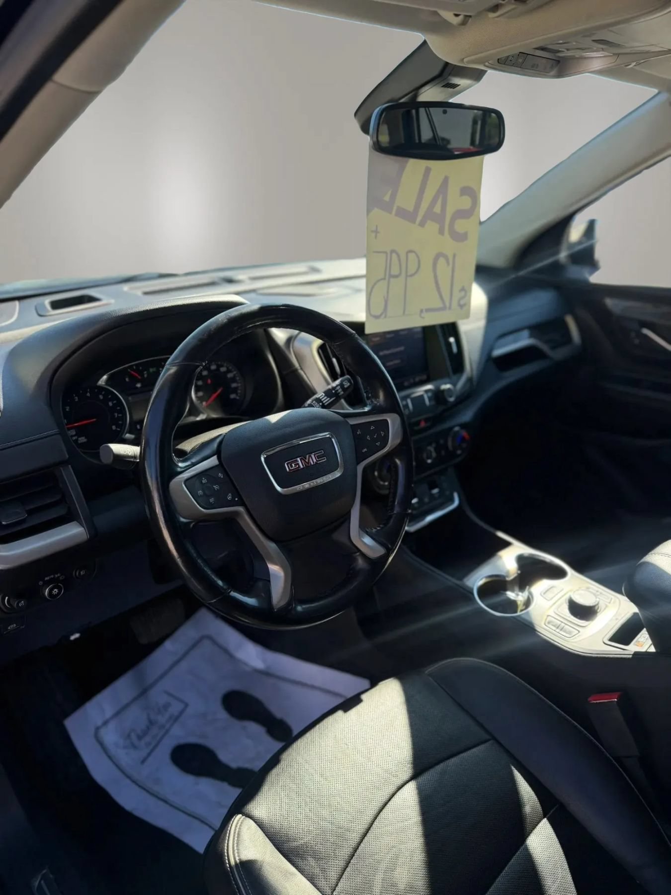 Used 2020 GMC Terrain Denali w/ Denali Premium Package AWD/4WD image 10