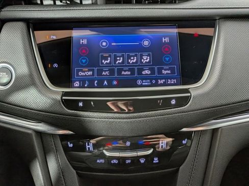 Certified 2023 Cadillac XT5 Premium Luxury w/ LPO, Floor Liner Package image 24