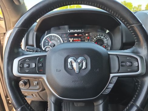 Used 2022 RAM 1500 Big Horn AWD/4WD image 23