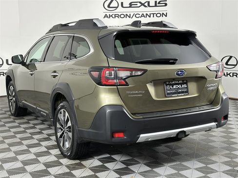 Used 2023 Subaru Outback Touring XT image 9