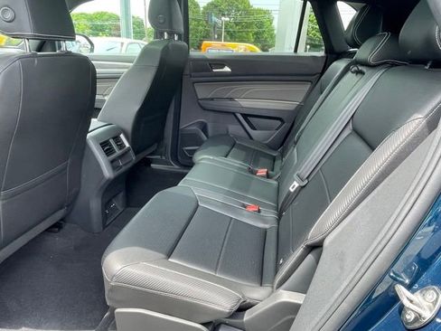Used 2023 Volkswagen Atlas Cross Sport SE w/ Panoramic Sunroof Package AWD/4WD image 12