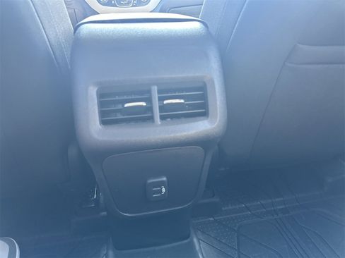 Certified 2024 Chevrolet Equinox LS w/ LS Convenience Package image 20