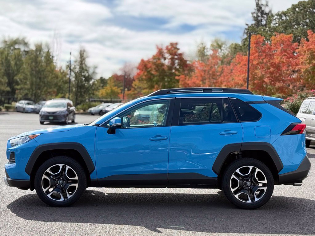 Used 2019 Toyota RAV4 Adventure AWD/4WD image 2