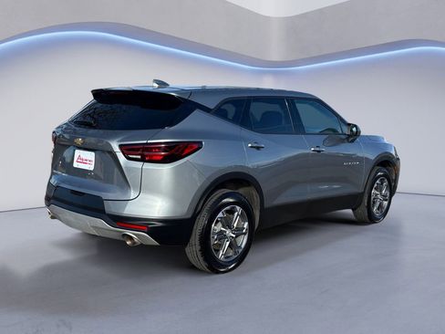Used 2025 Chevrolet Blazer LT image 5