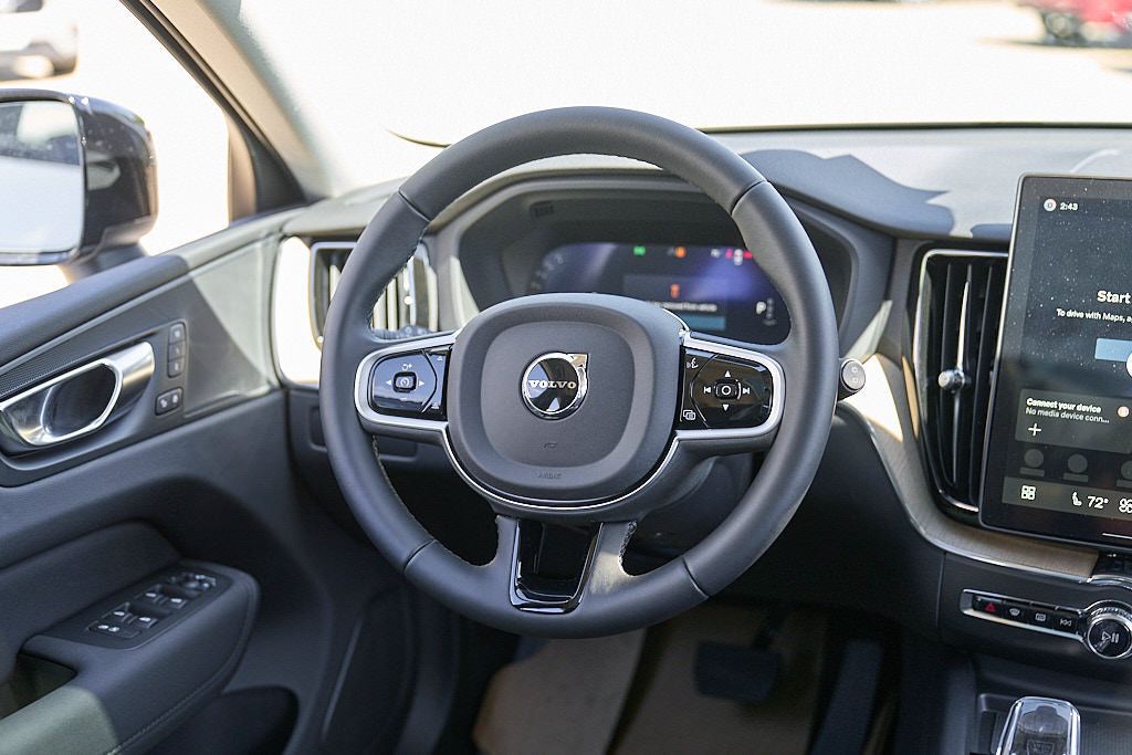 New 2026 Volvo XC60 B5 Core w/ Protection Package AWD/4WD image 24