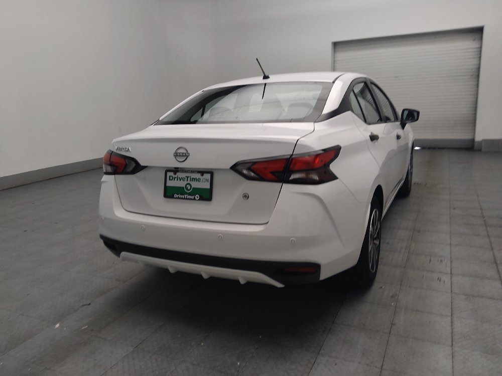 Used 2025 Nissan Versa S FWD image 9