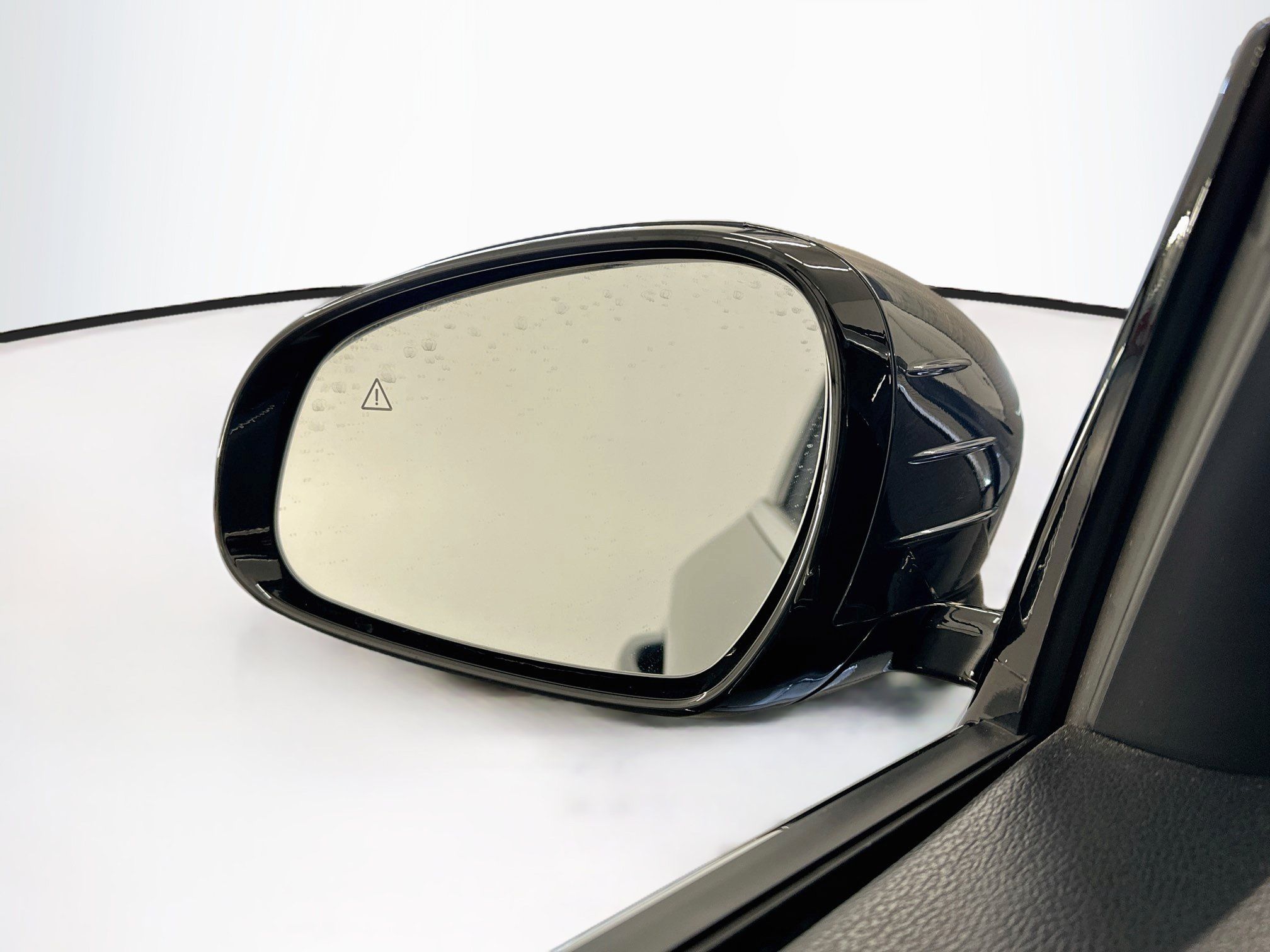 Used 2025 Genesis G70 2.5T AWD/4WD image 16