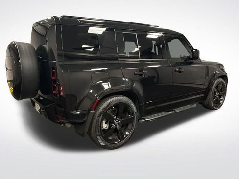 Used 2025 Land Rover Defender 110 X-Dynamic SE AWD/4WD image 6