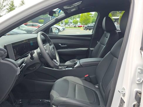 Used 2025 Hyundai Santa Cruz SEL AWD/4WD image 20