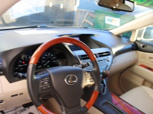 Used 2011 Lexus RX 350 Premium image 3