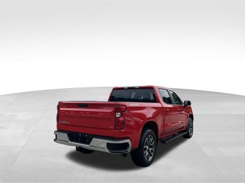 Used 2024 Chevrolet Silverado 1500 LT AWD/4WD image 5
