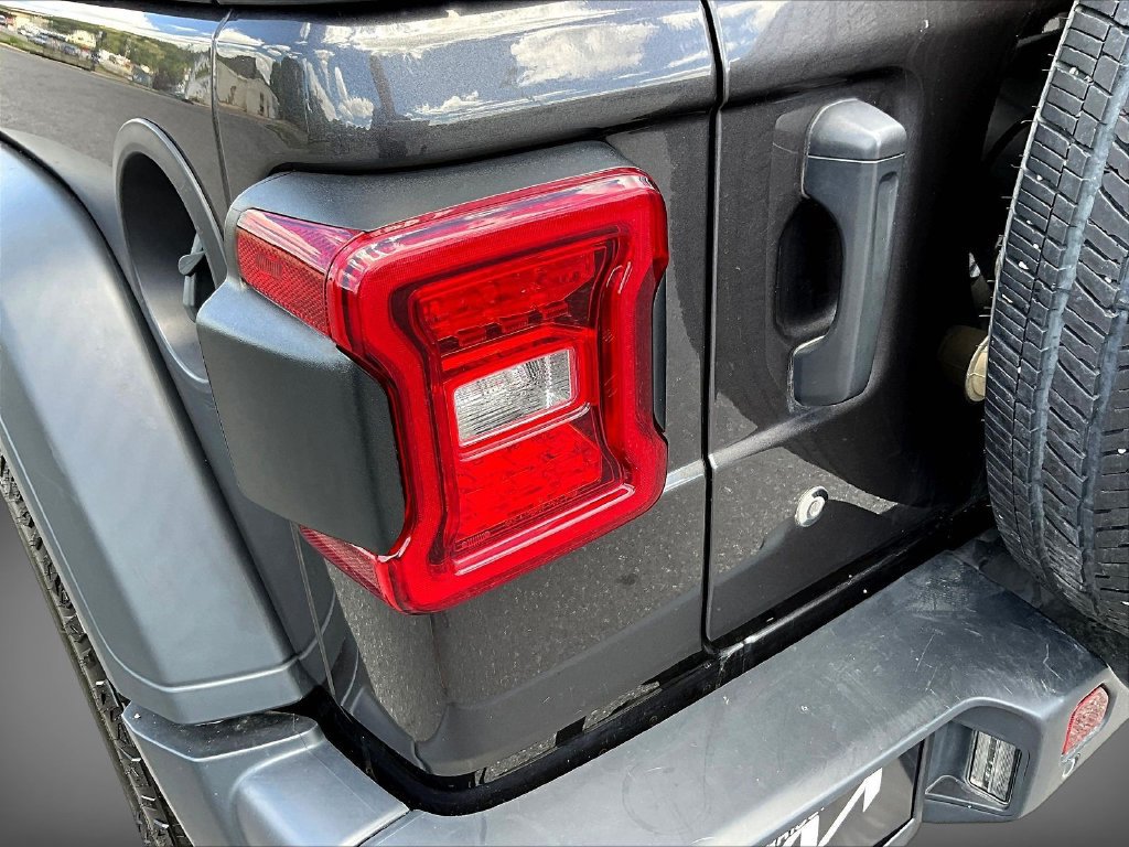 Used 2020 Jeep Wrangler Unlimited Sport AWD/4WD image 22