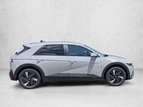 New 2026 Hyundai Ioniq 5 SE AWD/4WD image 4