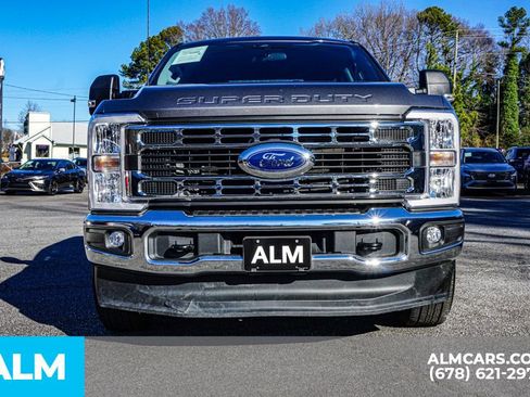 Used 2025 Ford F250 XLT image 10