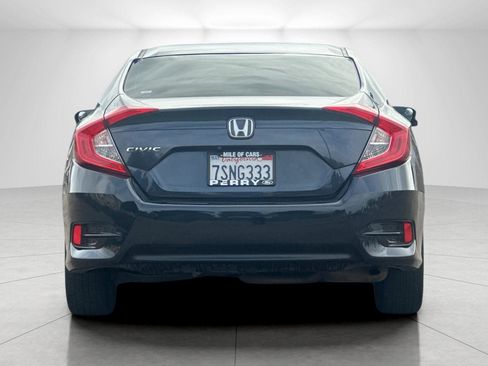 Used 2016 Honda Civic EX image 4