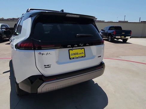 Used 2026 Toyota RAV4 XSE w/ Weather Package AWD/4WD image 7