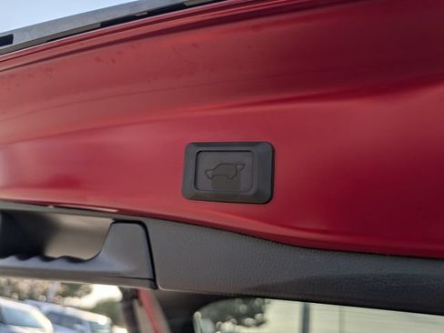 Certified 2025 Toyota RAV4 XLE w/ Convenience Package FWD image 30