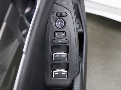 Used 2018 Honda Accord Sport image 12