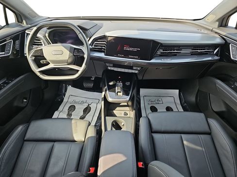 Used 2024 Audi Q4 e-tron Premium Plus w/ Premium Plus AWD/4WD image 11