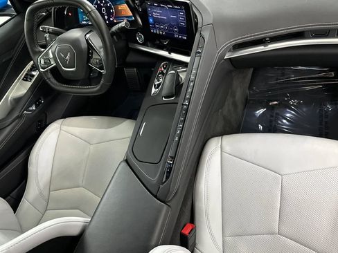 Used 2023 Chevrolet Corvette Stingray Coupe w/ Z51 Performance Package image 3