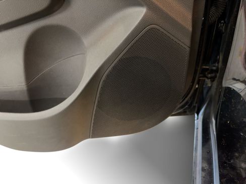 Used 2017 Chevrolet Sonic Premier image 21