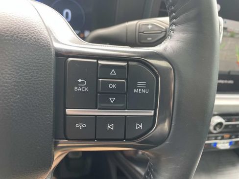 Used 2025 Ford F350 Platinum AWD/4WD image 31