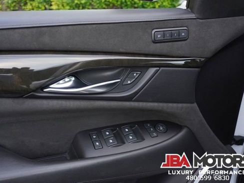 Used 2020 Cadillac Escalade ESV Platinum image 64