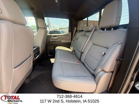 Used 2023 Chevrolet Silverado 1500 LTZ AWD/4WD image 13