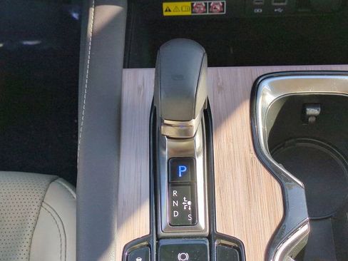 Used 2024 Lexus RX 350 w/ Convenience Package image 24