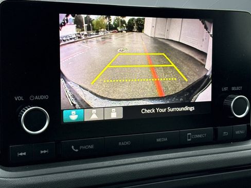 Used 2023 Honda Accord LX image 23