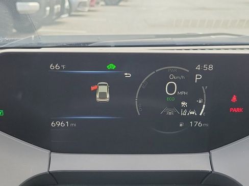 Used 2024 Toyota Prius XLE image 33