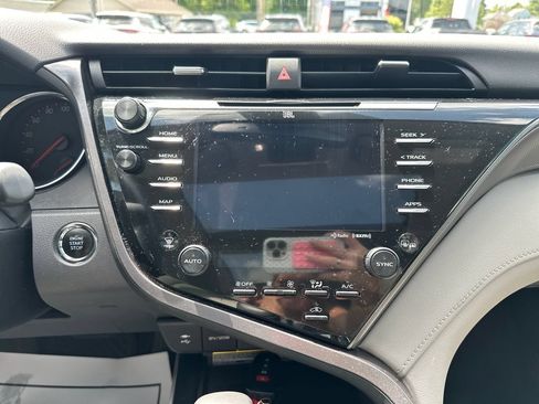 Used 2019 Toyota Camry XSE w/ Driver Assist Package FWD image 16