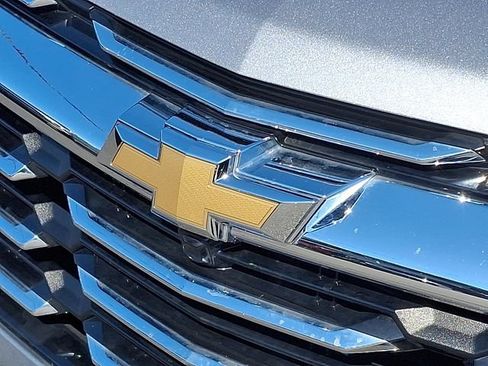 Used 2025 Chevrolet Equinox LT FWD image 28