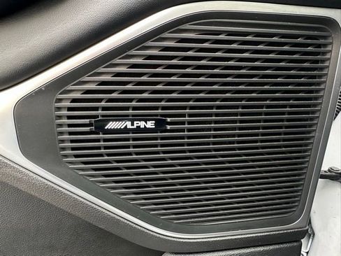 Used 2024 Jeep Wagoneer L Series II image 26