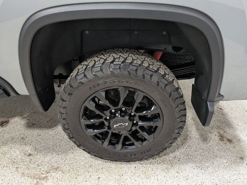 Used 2025 Chevrolet Silverado 2500 LTZ w/ Trail Boss Package AWD/4WD image 13