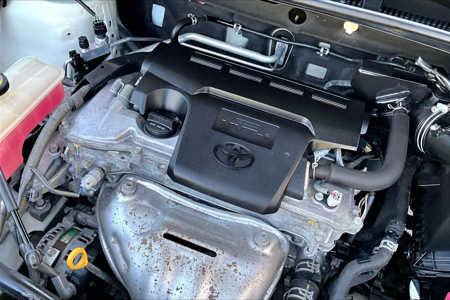 Used 2013 Toyota RAV4 Limited AWD/4WD image 31