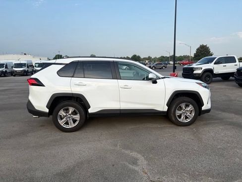 Used 2025 Toyota RAV4 XLE FWD image 8