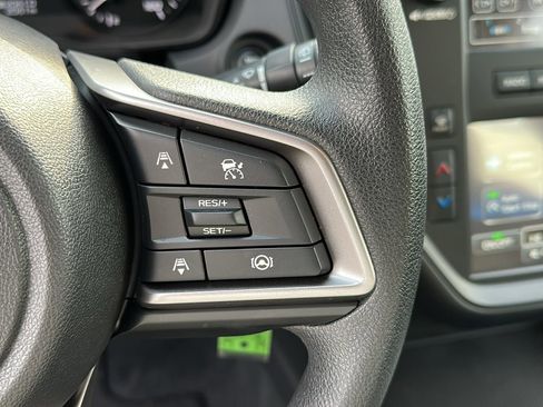 Certified 2025 Subaru Impreza 2.0i image 12