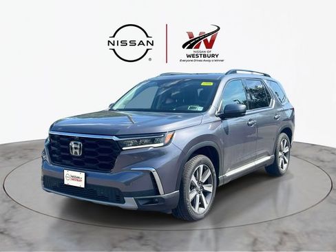 Used 2025 Honda Pilot Elite image 4