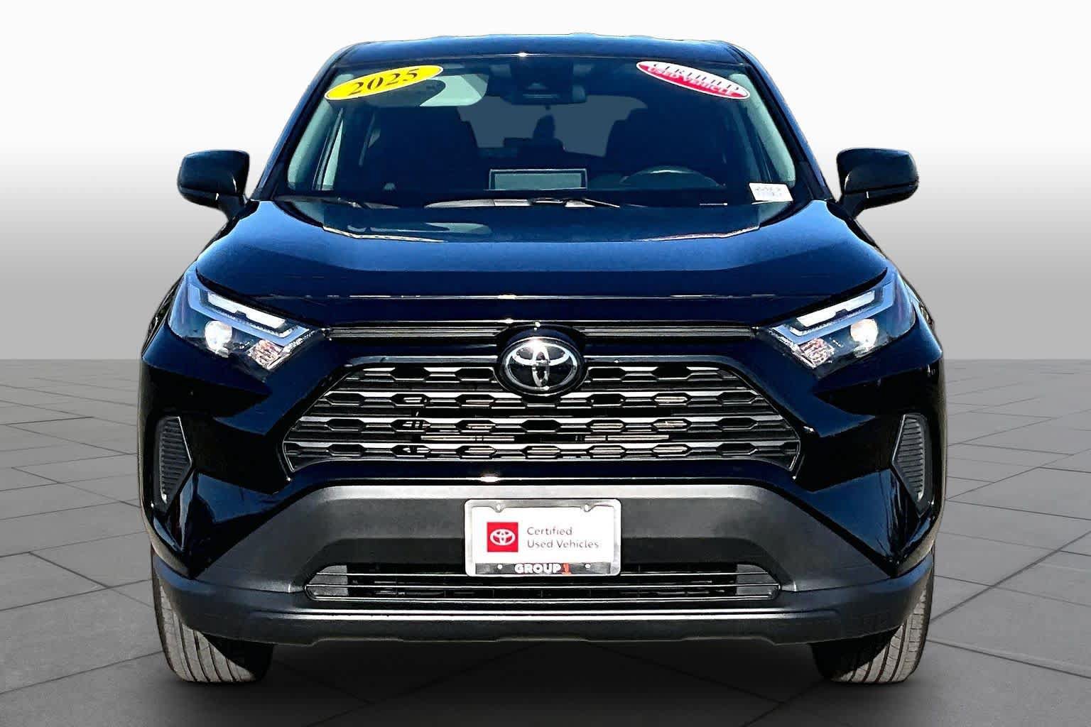 Certified 2025 Toyota RAV4 LE AWD/4WD image 3