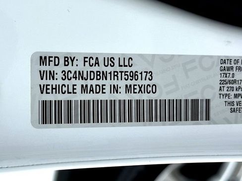 Used 2024 Jeep Compass Latitude AWD/4WD image 32