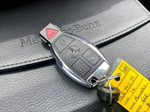 Certified 2016 Mercedes-Benz GLE 350 w/ Parking Assist Package image 15