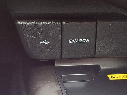 Used 2022 Toyota Camry XSE image 16