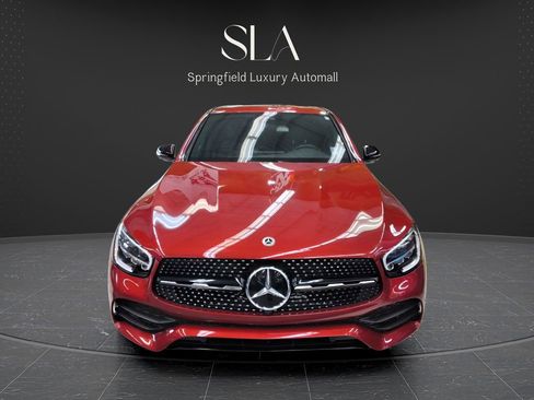 Used 2023 Mercedes-Benz GLC 300 4MATIC Coupe image 3
