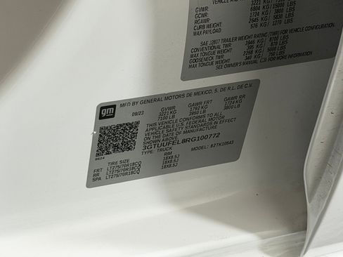 Used 2024 GMC Sierra 1500 AT4X image 24