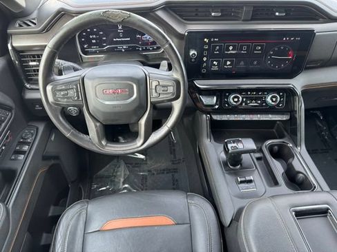 Certified 2022 GMC Sierra 1500 AT4 w/ AT4 Preferred Package AWD/4WD image 13