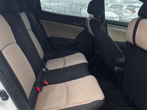 Used 2018 Honda Civic Sport image 27