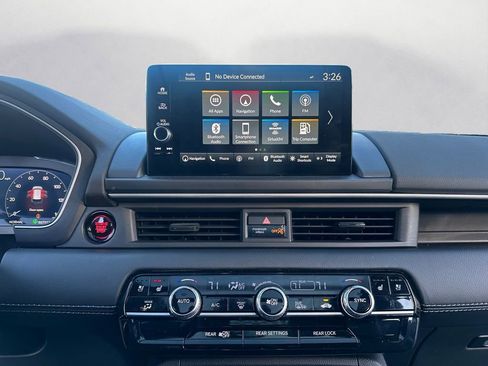 Used 2025 Honda Pilot Elite image 17