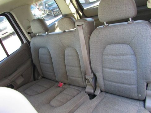Used 2003 Ford Explorer Sport XLS image 19