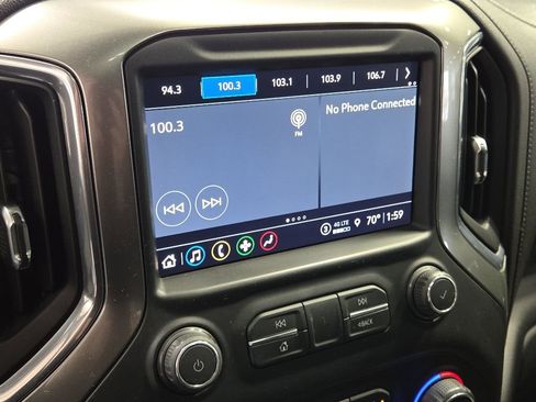 Used 2021 Chevrolet Silverado 1500 LT Trail Boss w/ Convenience Package II AWD/4WD image 16
